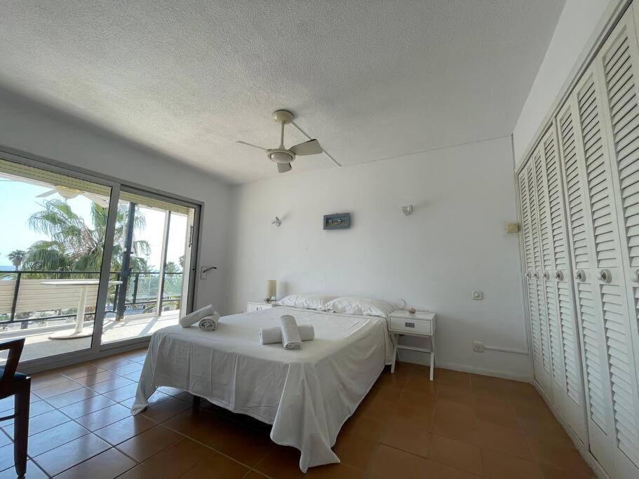 Apartamento En Primera Linea De Mar De סאלו מראה חיצוני תמונה