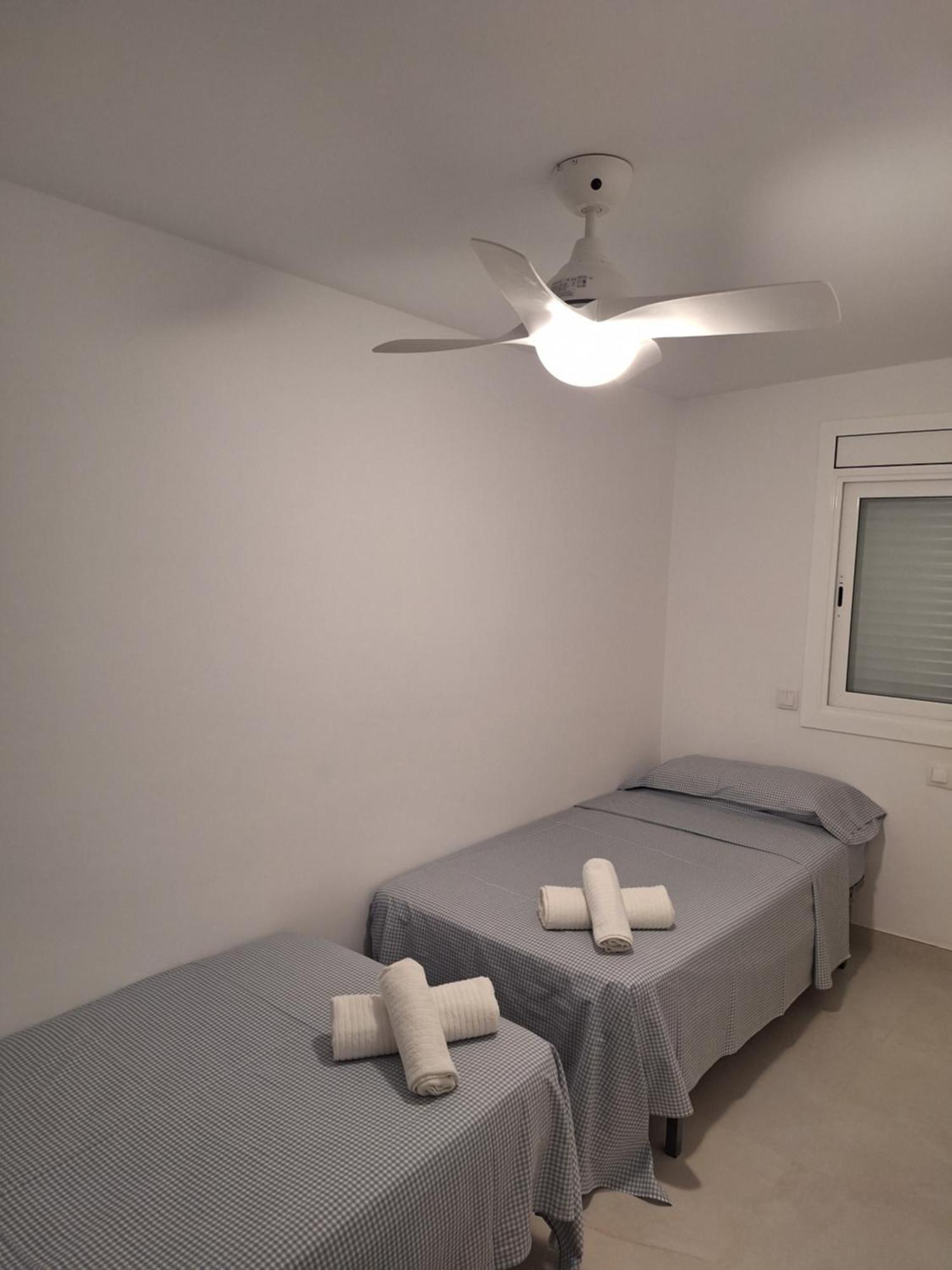 Apartamento En Primera Linea De Mar De סאלו מראה חיצוני תמונה